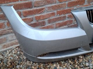 bontott BMW 3 E91 Első Lökhárító (Részeivel)