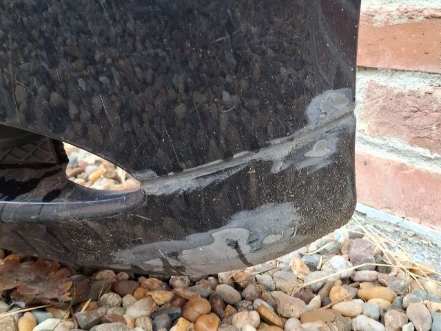 bontott BMW 3 E91 Első Lökhárító (Üresen)