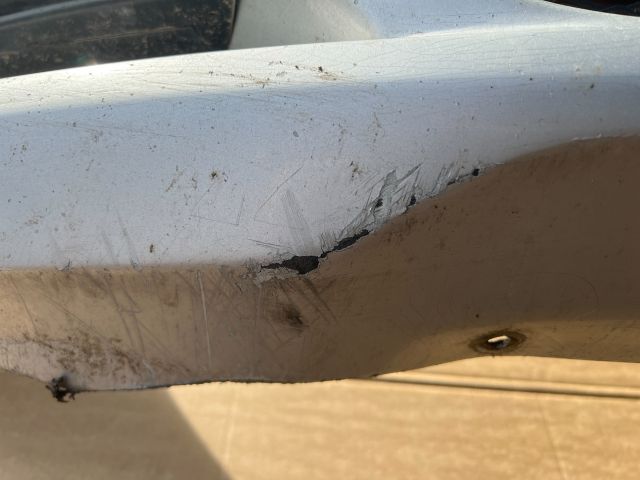 bontott BMW 3 E91 Első Lökhárító (Üresen)