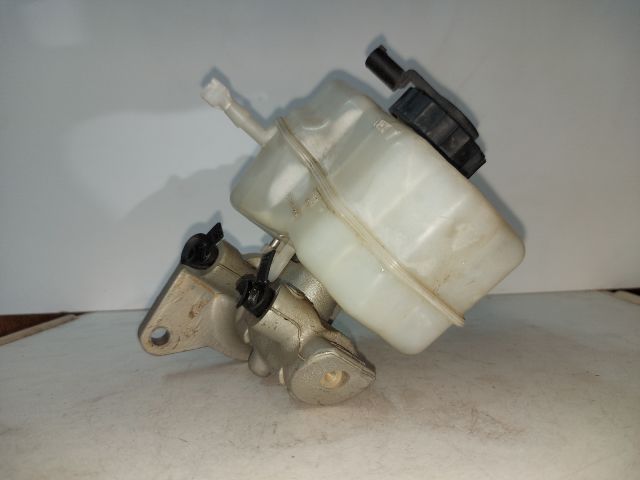 bontott BMW 3 E91 Főfékhenger