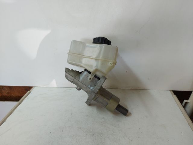 bontott BMW 3 E91 Főfékhenger