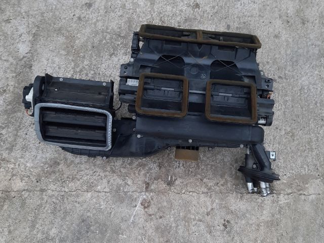 bontott BMW 3 E91 Fűtés Box