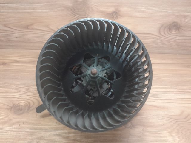 bontott BMW 3 E91 Fűtőmotor (Klímás)