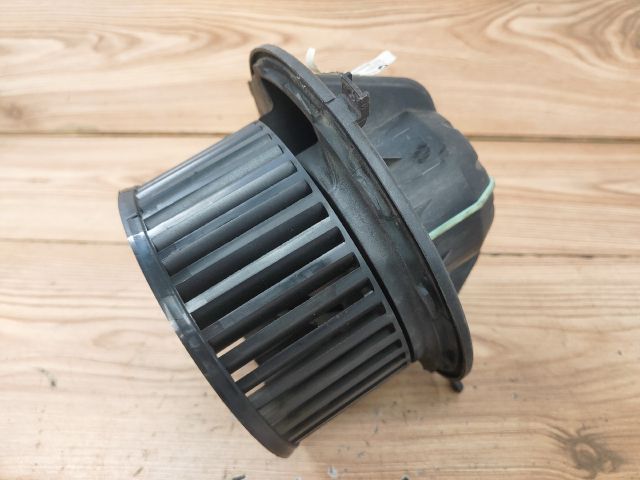 bontott BMW 3 E91 Fűtőmotor (Klímás)