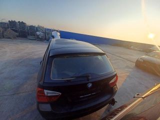 bontott BMW 3 E91 Gázrugós Kitámasztó Teleszkóp Pár Csomagtérajtó