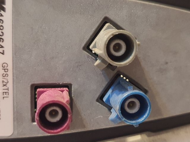 bontott BMW 3 E91 GPS Antenna