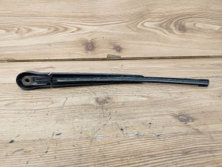 bontott BMW 3 E91 Hátsó Ablaktörlő Kar