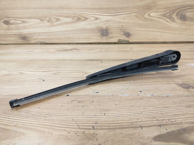 bontott BMW 3 E91 Hátsó Ablaktörlő Kar