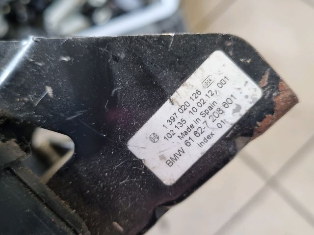 bontott BMW 3 E91 Hátsó Ablaktörlő Motor