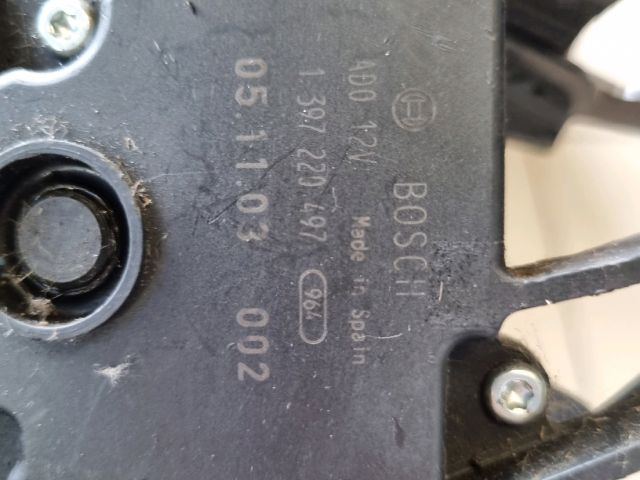 bontott BMW 3 E91 Hátsó Ablaktörlő Motor