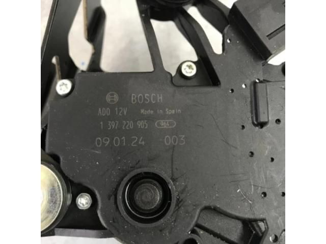 bontott BMW 3 E91 Hátsó Ablaktörlő Motor