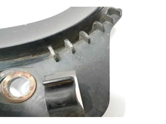 bontott BMW 3 E91 Hátsó középső Lökhárító Tartó (Műanyag)