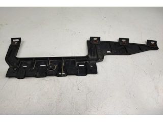 bontott BMW 3 E91 Hátsó középső Lökhárító Tartó (Műanyag)