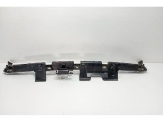 bontott BMW 3 E91 Hátsó középső Lökhárító Tartó (Műanyag)