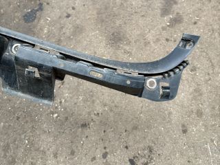 bontott BMW 3 E91 Hátsó középső Lökhárító Tartó (Műanyag)