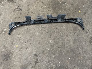 bontott BMW 3 E91 Hátsó középső Lökhárító Tartó (Műanyag)