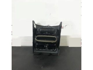 bontott BMW 3 E91 Hátsó középső Szellőző