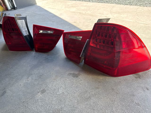 bontott BMW 3 E91 Hátsó Lámpa Szett