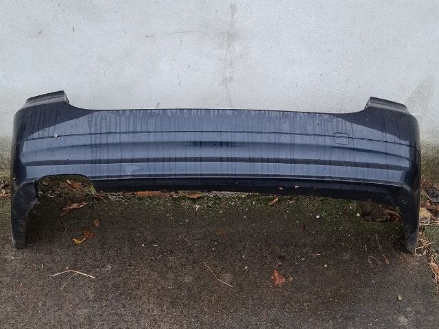 bontott BMW 3 E91 Hátsó Lökhárító (Részeivel)