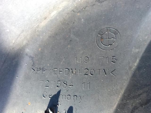 bontott BMW 3 E91 Hátsó Lökhárító (Üresen)