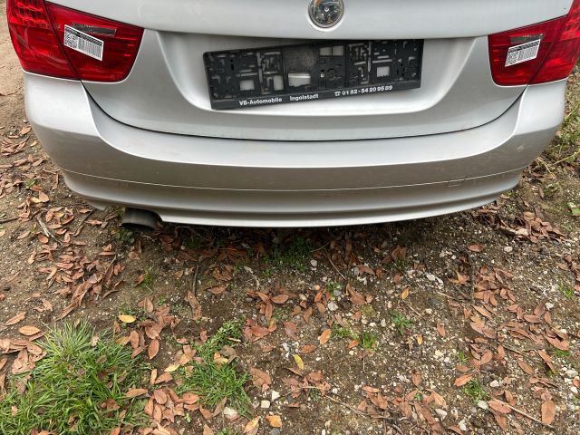 bontott BMW 3 E91 Hátsó Lökhárító (Üresen)