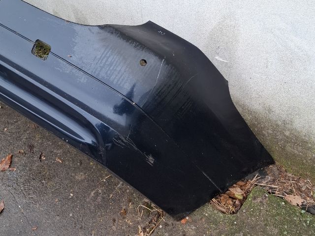 bontott BMW 3 E91 Hátsó Lökhárító (Üresen)