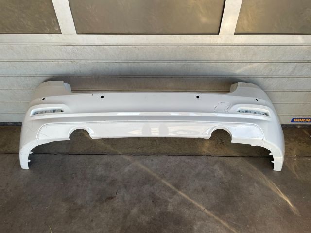 bontott BMW 3 E91 Hátsó Lökhárító (Üresen)