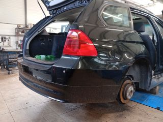 bontott BMW 3 E91 Hátsó Szélvédő