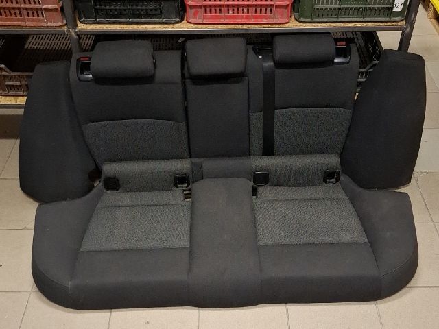 bontott BMW 3 E91 Hátsó Ülés Szett