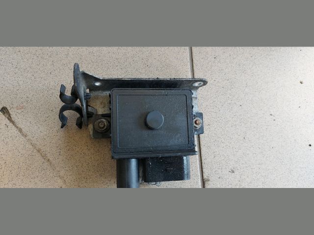 bontott BMW 3 E91 Izzító Relé