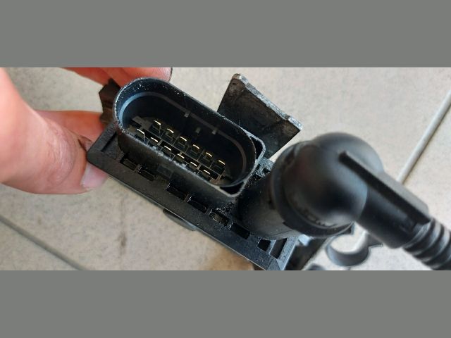 bontott BMW 3 E91 Izzító Relé