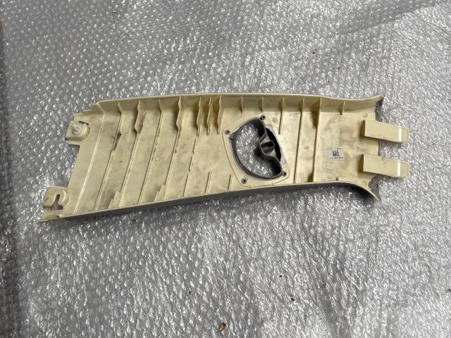 bontott BMW 3 E91 Jobb B Oszlop Burkolat