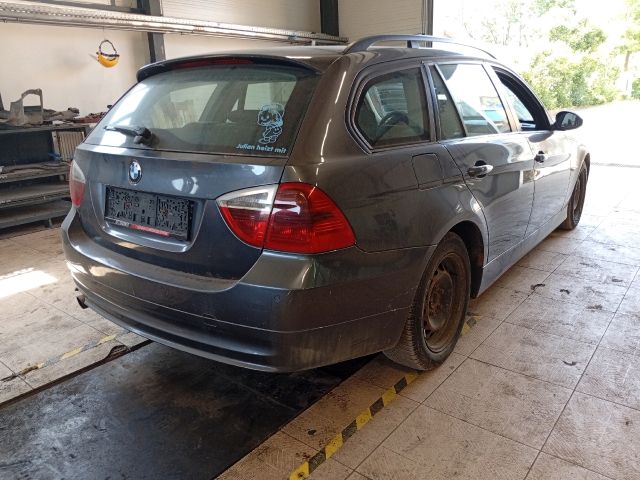 bontott BMW 3 E91 Jobb B Oszlop Burkolat