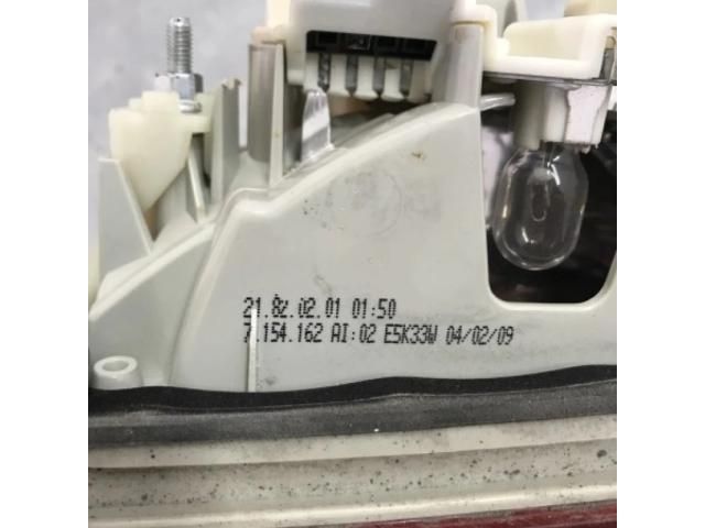 bontott BMW 3 E91 Jobb Belső Hátsó Lámpa