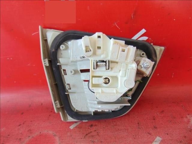 bontott BMW 3 E91 Jobb Belső Hátsó Lámpa