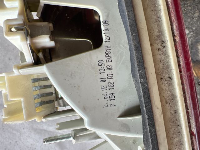 bontott BMW 3 E91 Jobb Belső Hátsó Lámpa