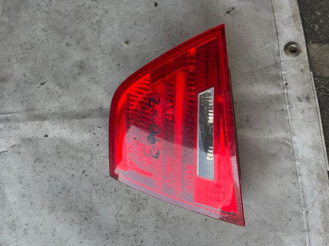 bontott BMW 3 E91 Jobb Belső Hátsó Lámpa