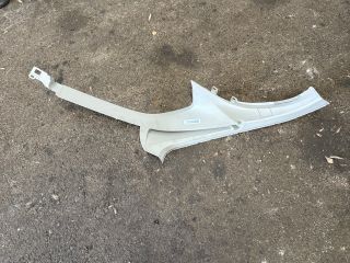 bontott BMW 3 E91 Jobb D Oszlop Burkolat