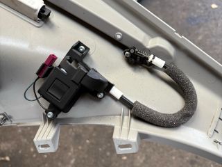 bontott BMW 3 E91 Jobb D Oszlop Burkolat