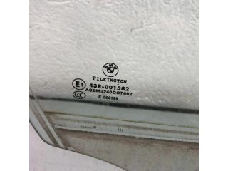 bontott BMW 3 E91 Jobb első Ablak