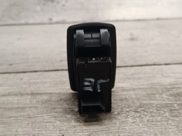 bontott BMW 3 E91 Jobb első Ablakemelő Kapcsoló