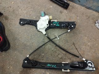 bontott BMW 3 E91 Jobb első Ablakemelő Szerkezet (Elektromos)