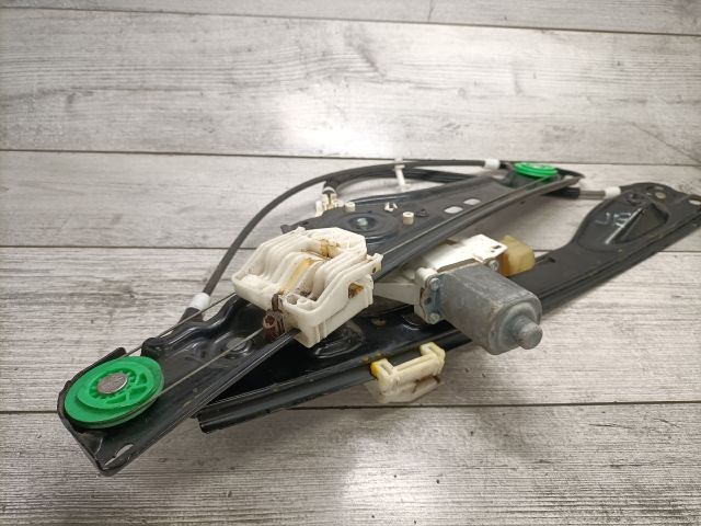 bontott BMW 3 E91 Jobb első Ablakemelő Szerkezet (Elektromos)