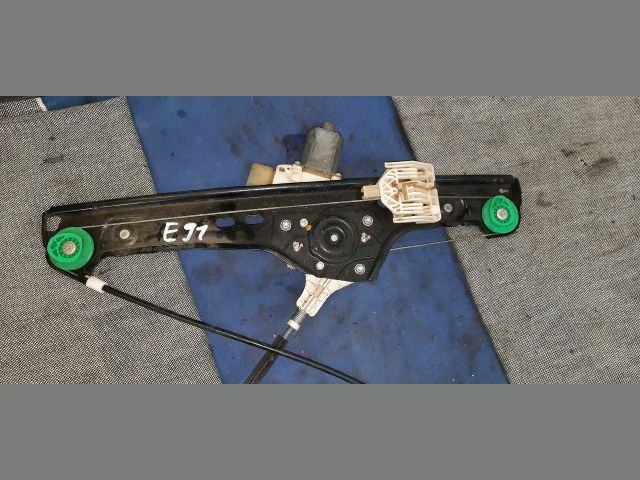 bontott BMW 3 E91 Jobb első Ablakemelő Szerkezet (Elektromos)