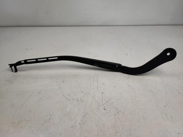 bontott BMW 3 E91 Jobb első Ablaktörlő Kar