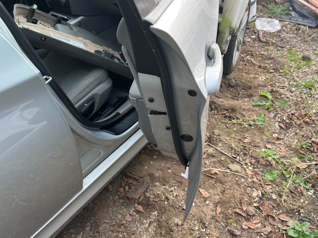 bontott BMW 3 E91 Jobb első Ajtó (Üres lemez)