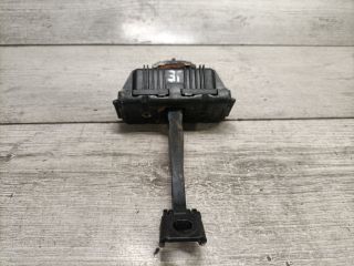 bontott BMW 3 E91 Jobb első Ajtóhatároló