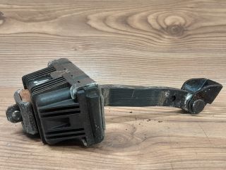 bontott BMW 3 E91 Jobb első Ajtóhatároló