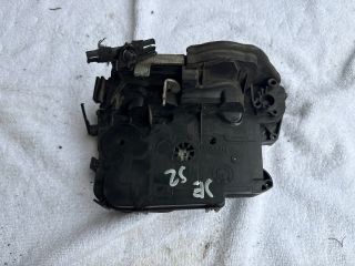 bontott BMW 3 E91 Jobb első Ajtózár