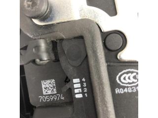 bontott BMW 3 E91 Jobb első Ajtózár